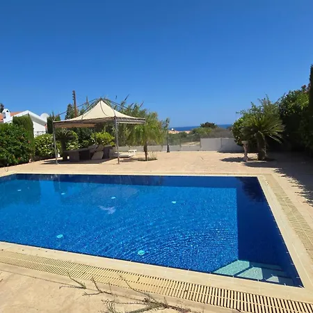 Dafni Malama ヴィラ パラリムニ